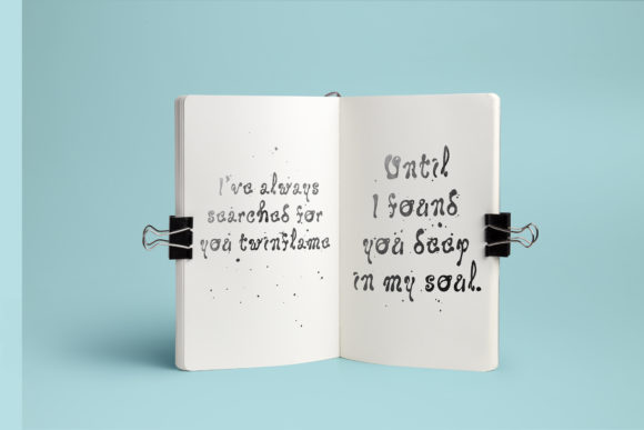 It s Christmas: A Festive Display Font for Engaging Campaigns